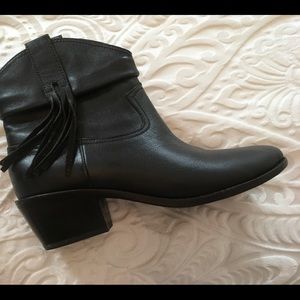 👢Like New Joie boots/booties
